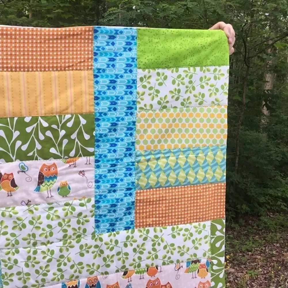 NWT  Hand Crafted Owls Quilt